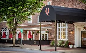 Queensbury Hotel Glens Falls Ny